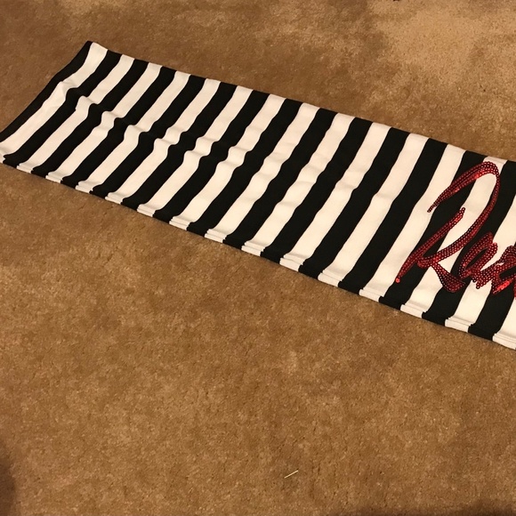 Arkansas Razorbacks Scarf - Picture 2 of 3